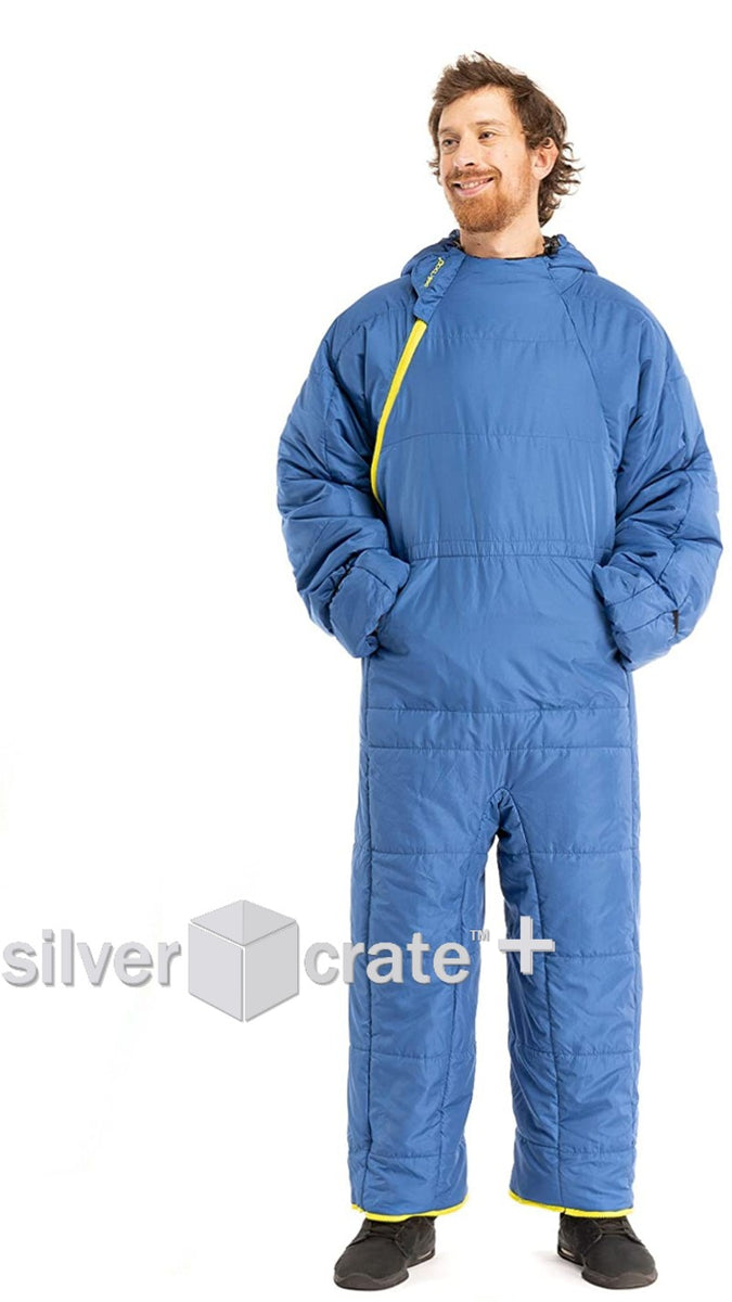 Wearable sleeping outlet bag suit